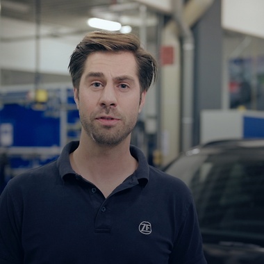 Philipp stellt in einem kurzen Video das Partnerprogramm für Werkstätten vor.