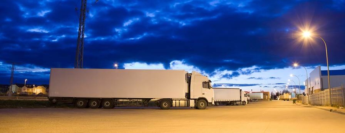 truck full side view 