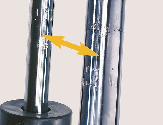Piston rod damaged 